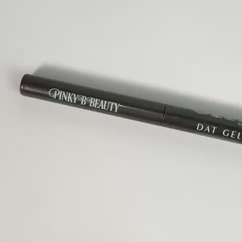 Dat Gel Eyeliner in Beach - Midnight Waterproof Gel Eyeliner | Video | Pinky B Beauty